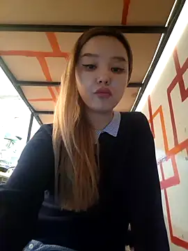 Chat XXX en directo de SherrylShaw