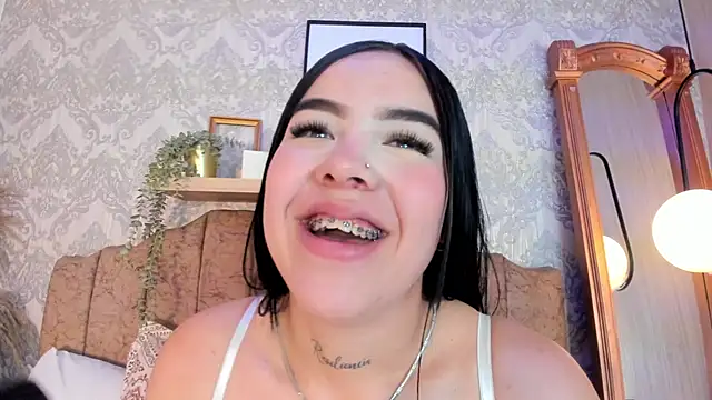 Sarah_amy_のライブXXXチャット