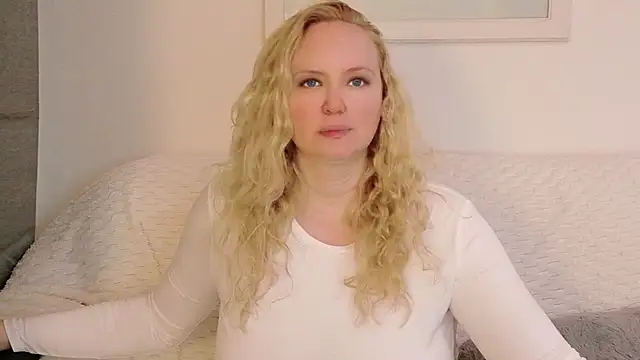 Онлайн чат XXX Sarah4you