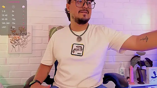 Онлайн чат XXX DaviidEvans_