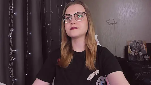 MissBrightShineのライブXXXチャット