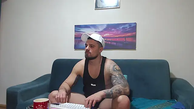 Chat XXX en directo de Tiberius_hunk