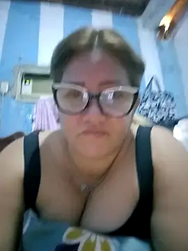 Živý XXX chat Carlotaazul