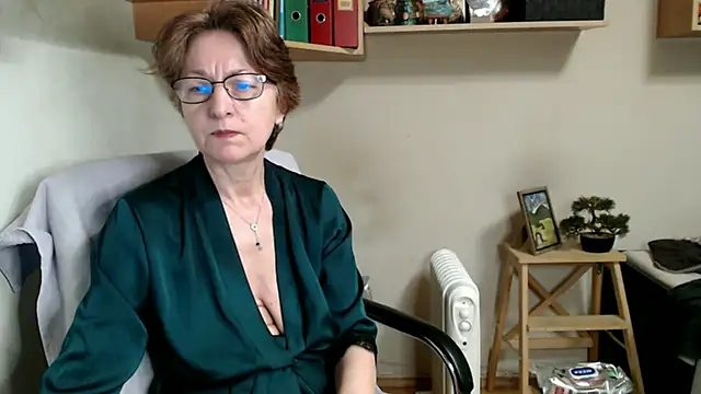 katemodel Adlı Modelin Canlı XXX Sohbeti