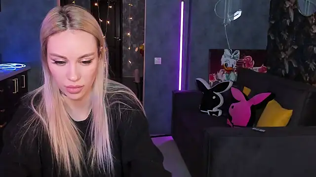 แชท XXX สดของ Blckmirrorr