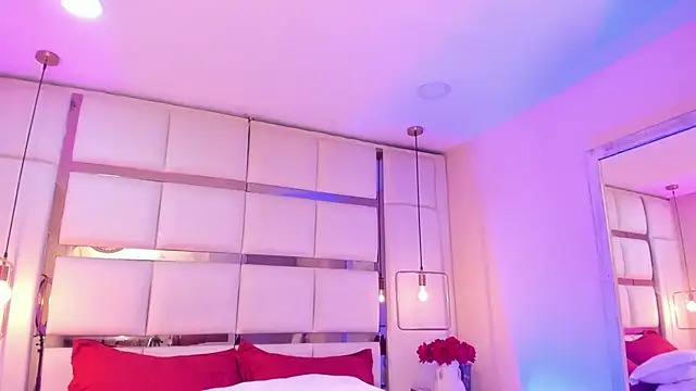 Chat +18 de elizavenus ao vivo