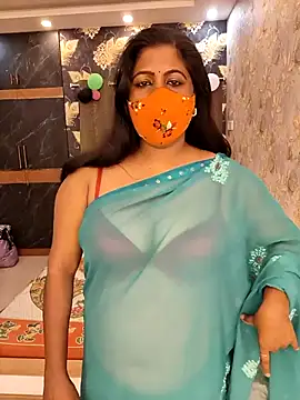 Poly_bhabi – Naživo XXX chat