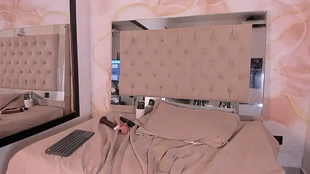 ainaah_ Live XXX-chat