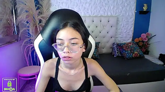 NathaliaSweet_11のライブXXXチャット