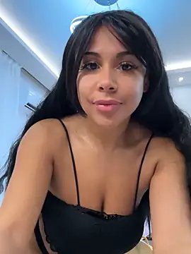 Онлайн чат XXX HaileyDiana