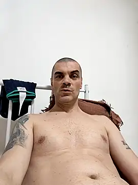 DOMINATOR_SIR-MASTER's Live XXX Chat