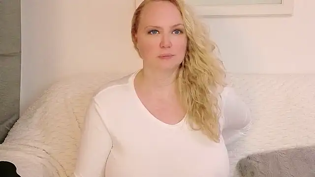 Sarah4you Chat XXX in diretta