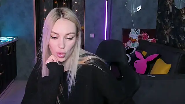 دردشة Blckmirrorr الجنسية المباشرة