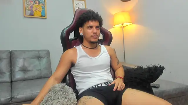 Chat XXX ao vivo de Xfire_boy69