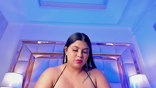 ValentinaBreats' Live XXX Chat
