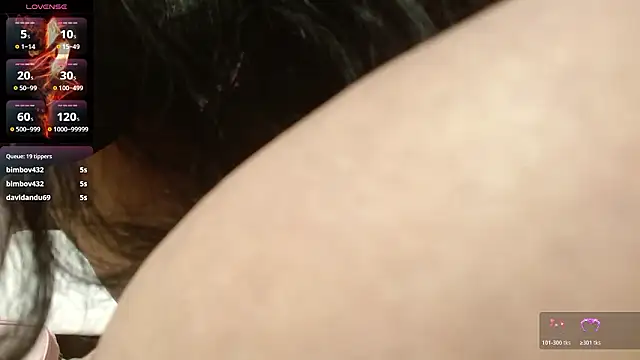 CharlotteLemkeのライブXXXチャット