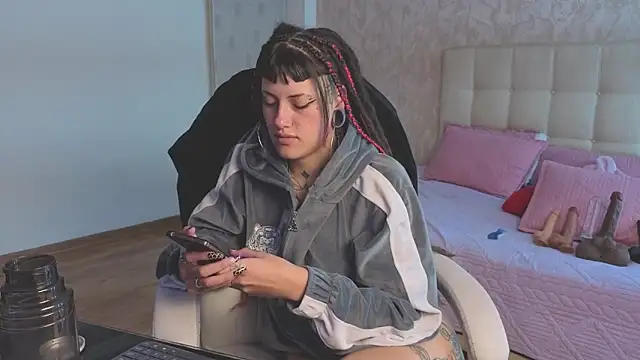 Živý XXX chat _sharlotte777