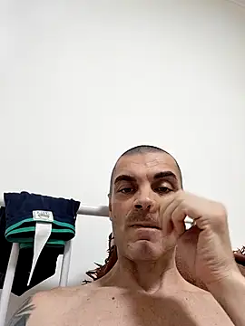 DOMINATOR_SIR-MASTER's Live XXX Chat