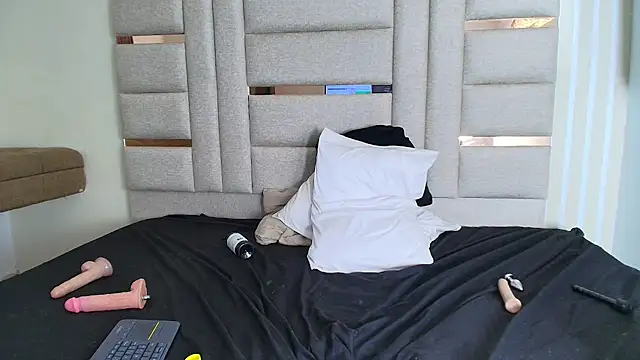 LittlePeach_ 라이브 XXX 채팅