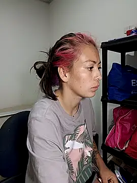 Tefannyy_'s Live XXX Chat