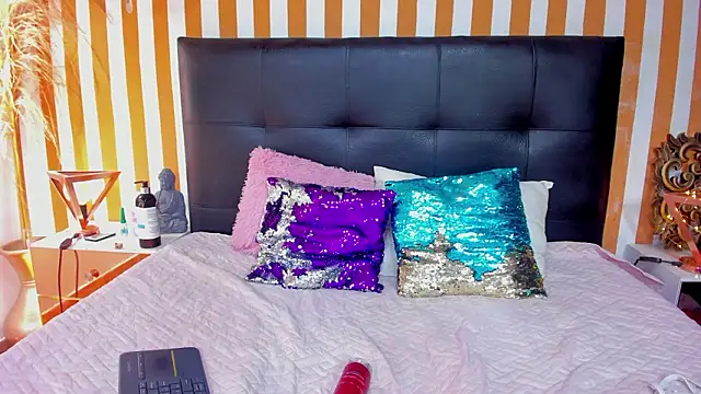 LunaToledoのライブXXXチャット