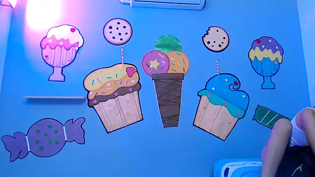 skinnykalitzo18's Live XXX Chat