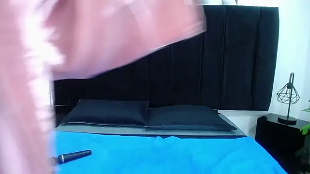 Chat XXX en directo de CamiilaReyes