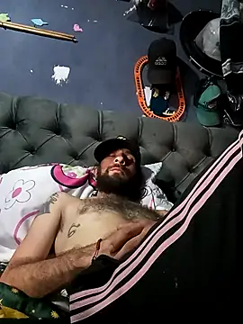 Chat XXX Live hairy_mannn