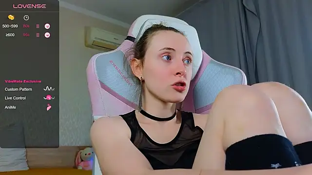 Chat XXX en directo de Cowell_Adelina