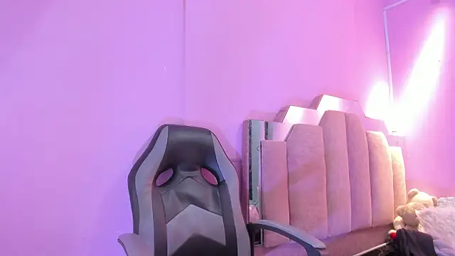 LoveQueen2 即時 XXX 聊天