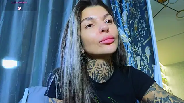 tattooedBabyy's Live XXX Chat