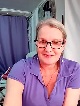 دردشة irinamaux الجنسية المباشرة