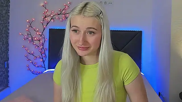 دردشة HollyTailors الجنسية المباشرة