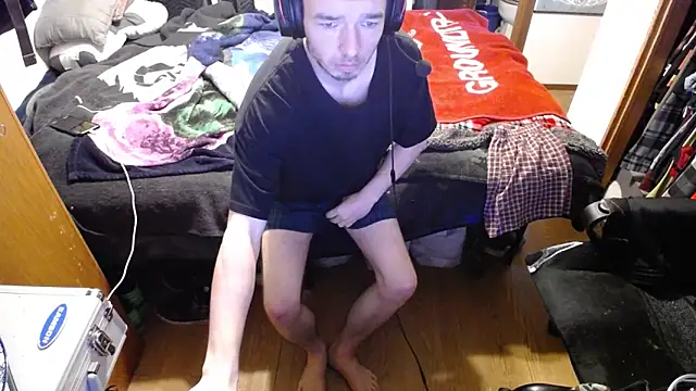 womenhateme69's Webcam Show