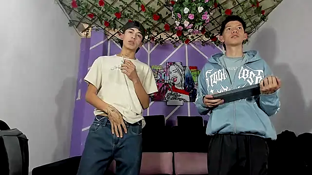 heyy_noah11's Live XXX Chat