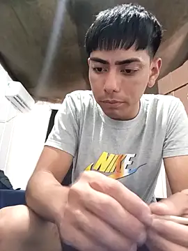 SEBASTHIAN 在線直播表演