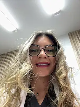 دردشة alicee16 الجنسية المباشرة