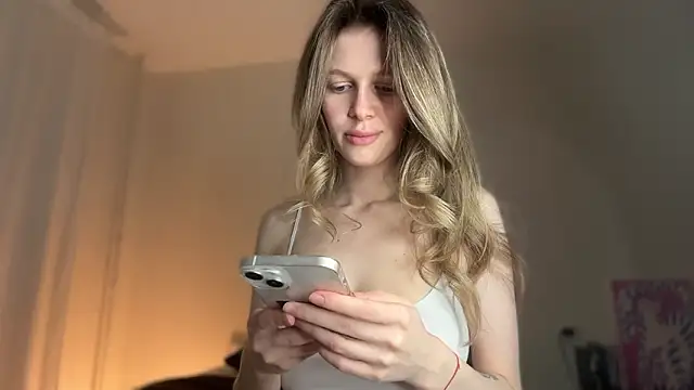 Milky___Way's Live XXX Chat