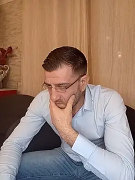 Živý XXX chat Alexdaniel89