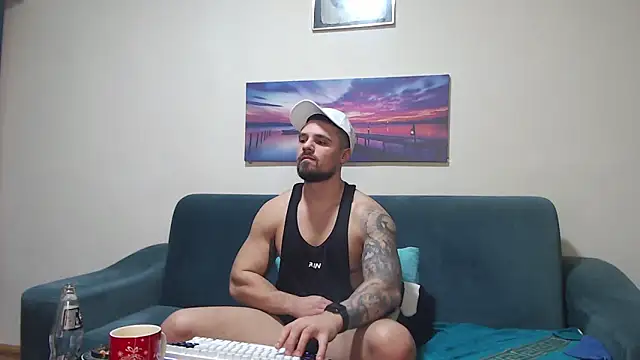 Chatroom XXX en direct de Tiberius_hunk