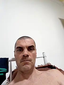 DOMINATOR_SIR-MASTER's Live XXX Chat