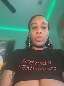 Chat XXX Live loveluna8