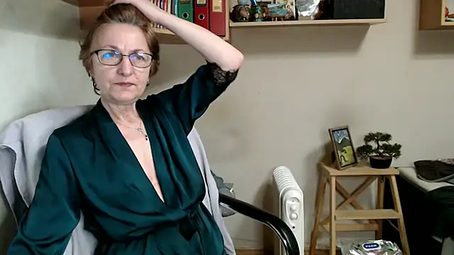 katemodel: απευθείας συνομιλία ΧΧΧ