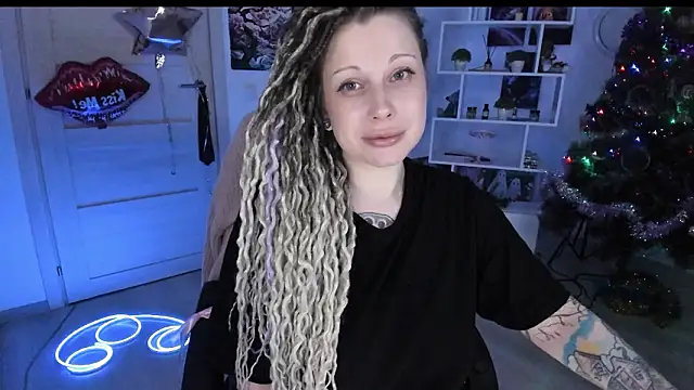 HoneySallyMoore's Live XXX Chat