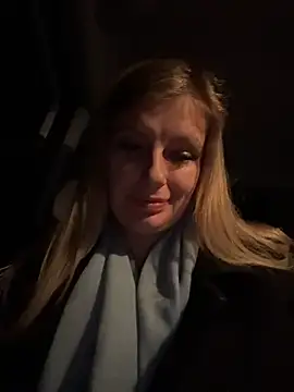 Betsy's Live XXX Chat