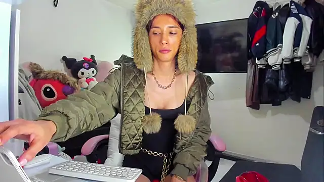 Lawrncesofiets Adlı Modelin Canlı XXX Sohbeti