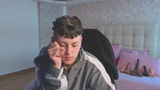 _sharlotte777 现场XXX聊天