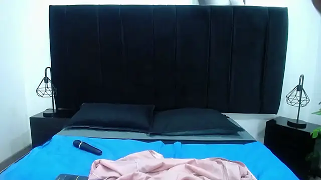 CamiilaReyes 라이브 XXX 채팅