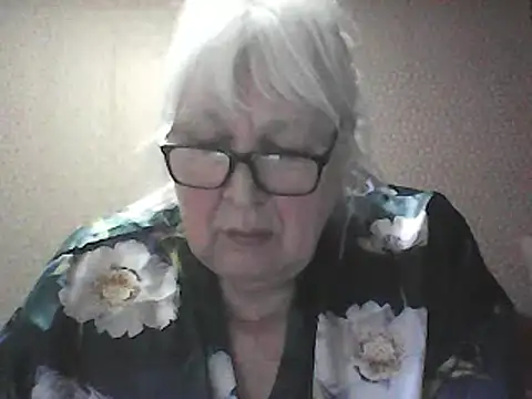 Alexia64231: απευθείας συνομιλία ΧΧΧ