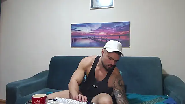 Tiberius_hunkのウェブカメラショー